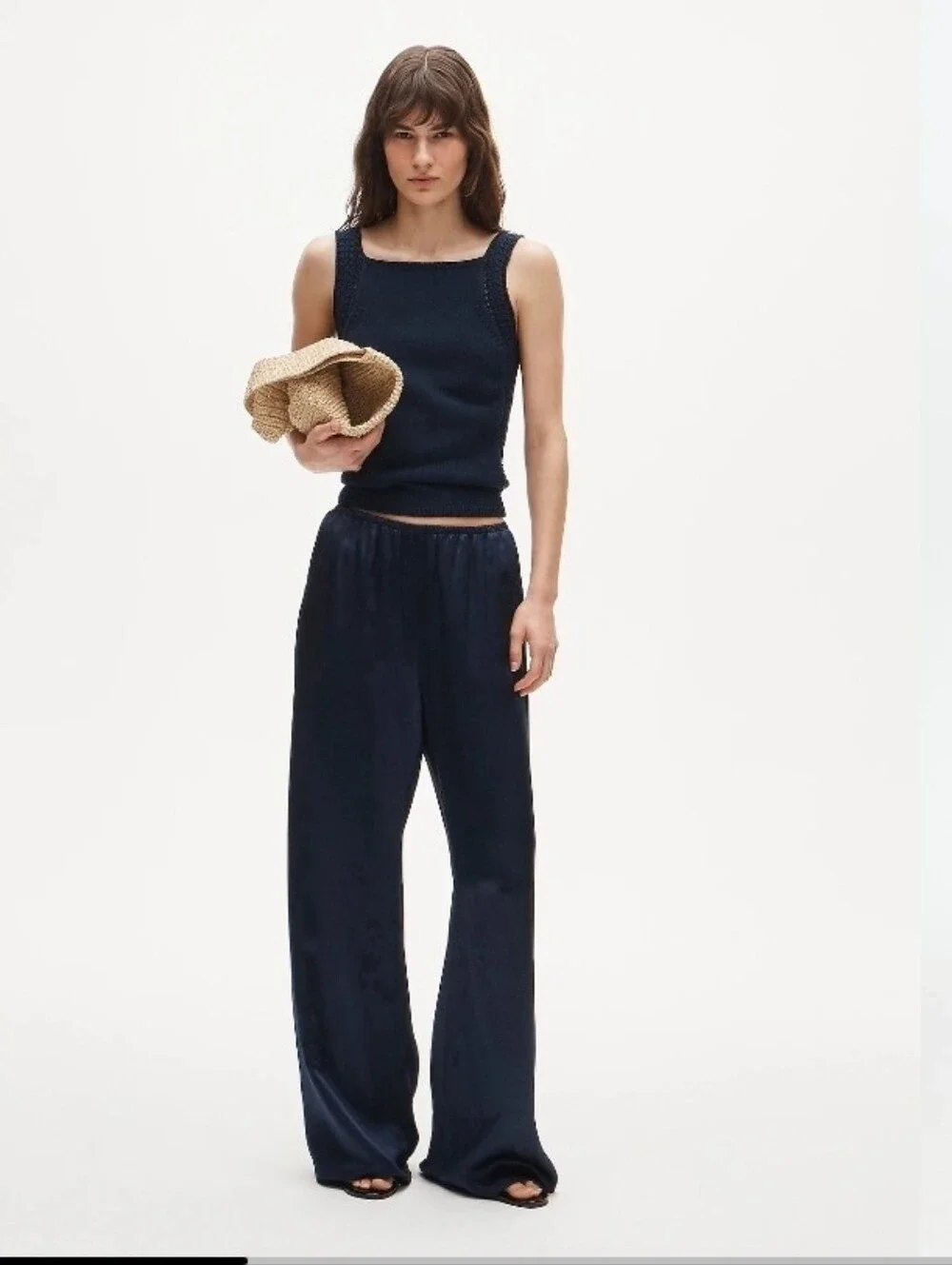 J. Crew Cosmo Pant in luster Charmeuse, Medium Tall $158 Relaxed fit Black